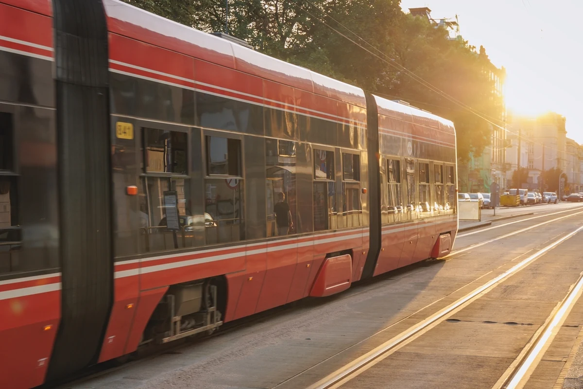 Rekordową liczbę osób przyłapano w ubiegłym roku na jeździe bez biletów w komunikacji miejskiej na terenie Górnośląsko-Zagłębiowskiej Metropolii. Przeprowadzono rekordową liczbę ponad 324 tys. kontroli biletów. 