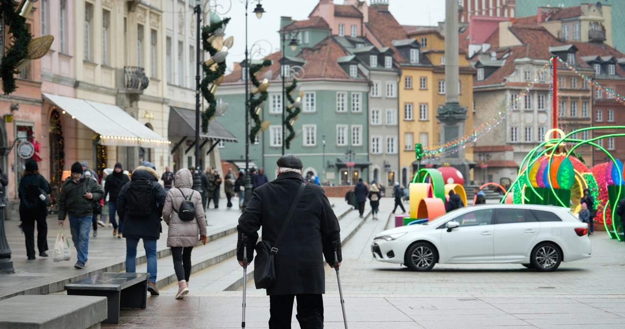 Polaków jest coraz mniej. Alarmujące dane GUS o spadku populacji