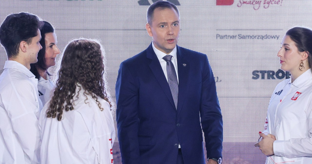 Sceny z Nawrockim na ślubowaniu. Sytuacja wymknęła się spod kontroli