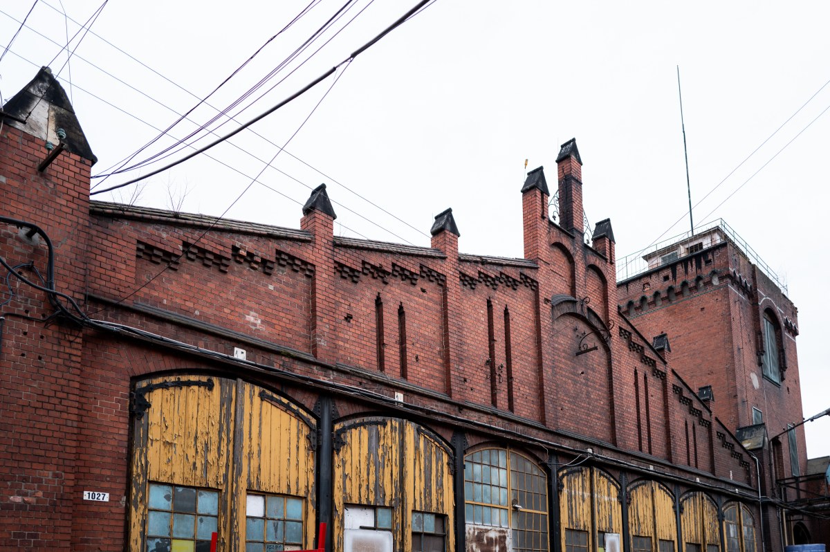 Wrocław będzie miał nowe muzeum. Ma przyciągać miłośników tramwajów i autobusów retro