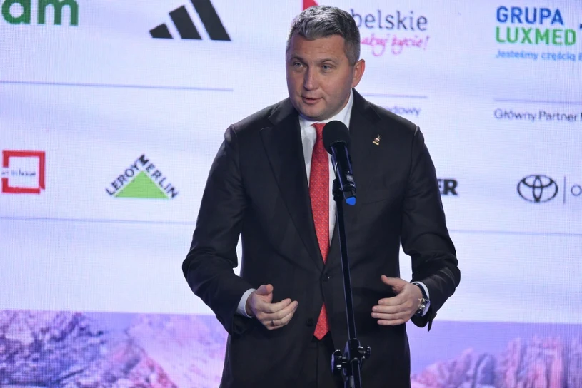 Piesiewicz poniósł klęskę. I to więcej niż raz. Nieudana kariera w polityce