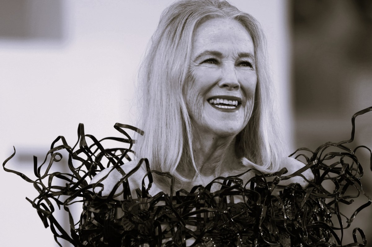 Catherine O'Hara nie żyje. To ona zagrała matkę Kevina, który został „sam w domu”