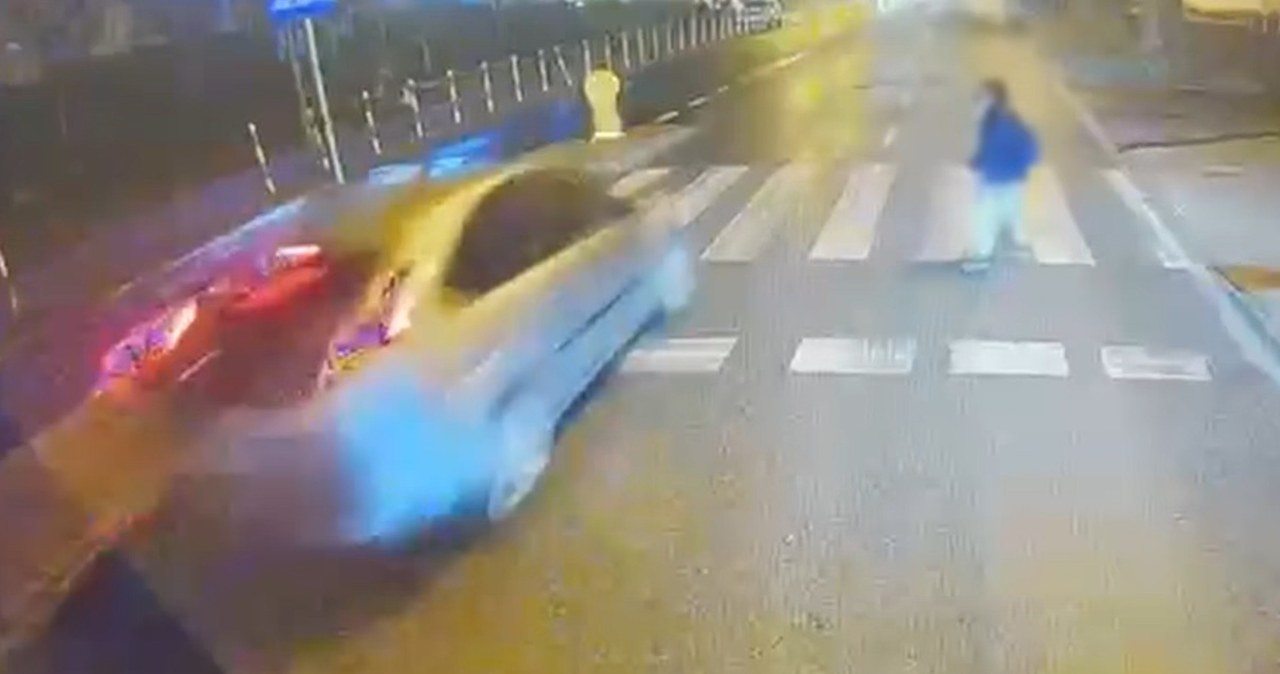 O włos od tragedii na przejściu. Wzorowe zachowanie pieszego