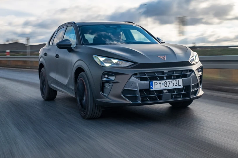 Cupra idzie pod prąd. Terramar ignoruje modę na elektryki