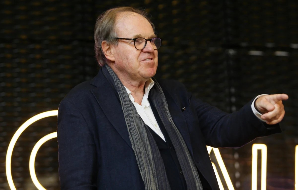 Wojciech Fibak, znany polski tenisista, który przed laty święcił światowe sukcesy, znalazł się w ostatnio opublikowanych dokumentach dotyczących przestępcy seksualnego Jeffreya Epsteina. Fibak na łamach Faktu odniósł się do sprawy, tłumacząc okoliczności tej znajomości.