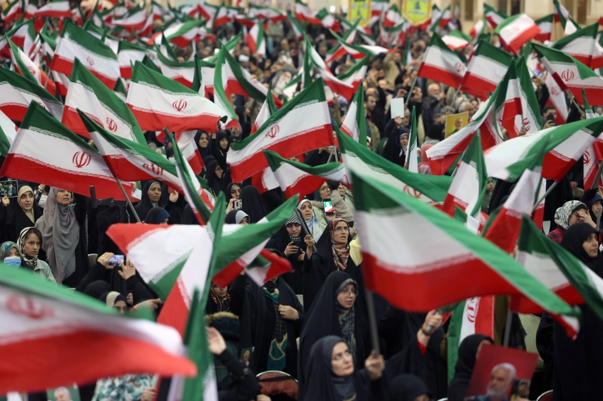 Iran kontratakuje: Armie UE na liście terrorystycznych organizacji