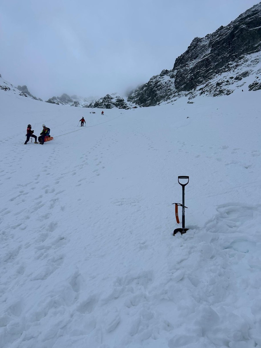 /Tatrzańskie Ochotnicze Pogotowie Ratunkowe - TOPR /
