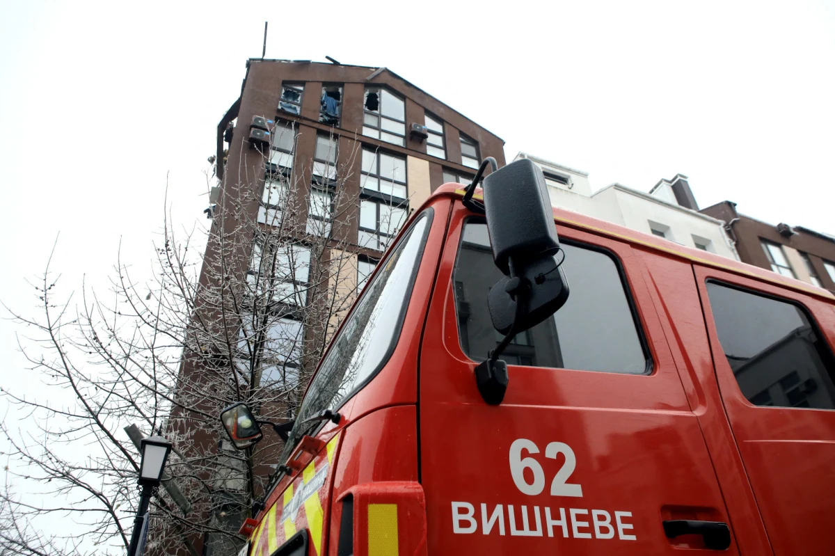 15 osób zginęło, a siedem zostało rannych po ataku rosyjskiego drona na autobus służbowy w obwodzie dniepropietrowskim na południowym wschodzie Ukrainy. Informacje potwierdziły władze wojskowe regionu. Autobusem jechali górnicy, powracający z pracy w jednej z kopalni, należących do koncernu DTEK.