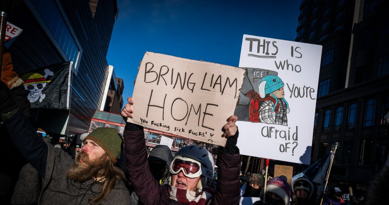 Pięciolatek zatrzymany przez ICE wrócił do domu. "Perfidna żądza władzy"