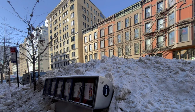 Tragiczny bilans rośnie. Mróz paraliżuje USA, seria nietypowych zjawisk