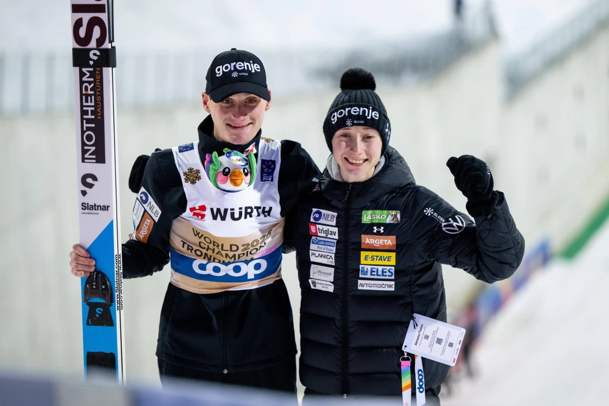 Skoczkowie narciarscy Domen Prevc i jego siostra Nika będą chorążymi reprezentacji Słowenii podczas ceremonii otwarcia zimowych igrzysk olimpijskich Mediolan-Cortina. Oboje są liderami klasyfikacji generalnej Pucharu Świata.
