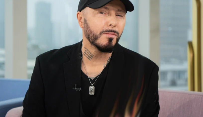 Romansował z dwiema wokalistkami. Nie do wiary, z kim w końcu się ożenił