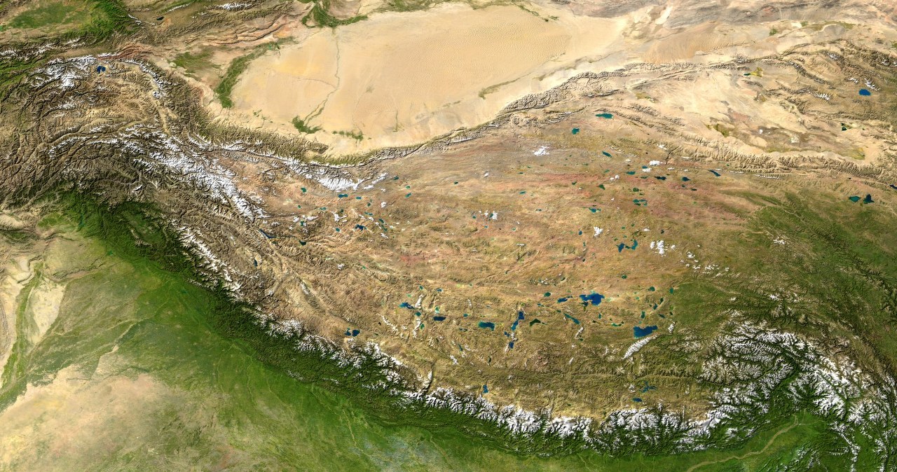 Zamieszanie na Dachu Świata. Ziemia wygina się tu jak plastelina