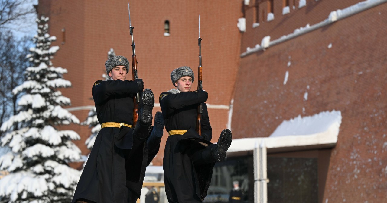 Na Kremlu mówią o tajnym kryzysie. "Wysokie ryzyko" i masowe wypłaty