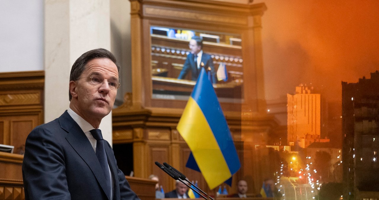 Szef NATO w Kijowie na kluczowych rozmowach. Nagle rozległ się alarm