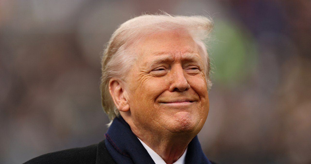 4,5 metra wysokości, brąz i złoto. Pomnik Trumpa stanie na Florydzie