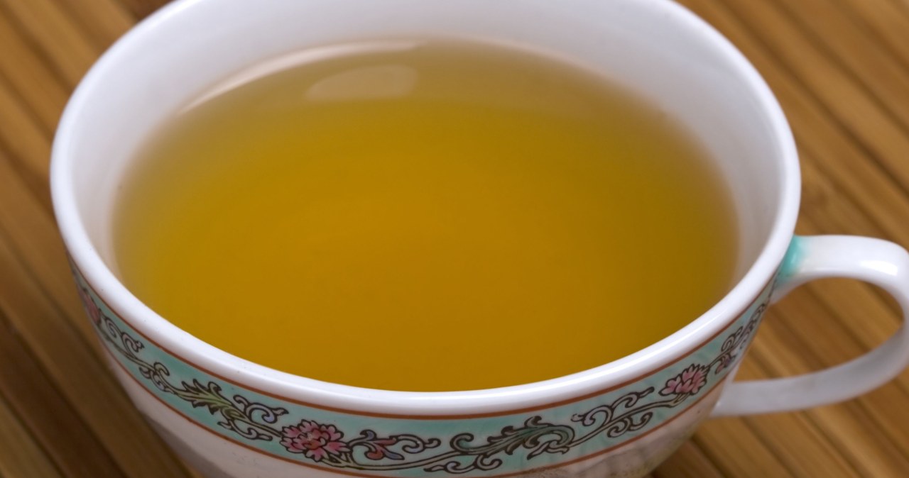 Po 50-tce pij dwa razy w tygodniu. Wzmocnisz kości, stawy i kręgosłup