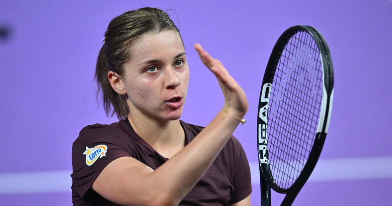 Historyczny sukces Polki w WTA. 6:1 na start, turniejowa "7" pokonana