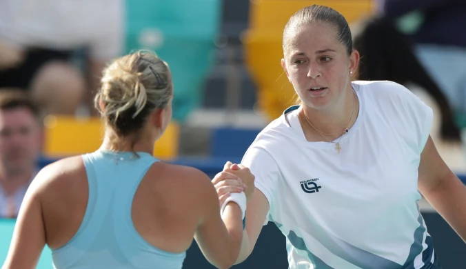 Dwa sety "Zmory Świątek" w Abu Zabi. Ostatnie słowo należało do Polki