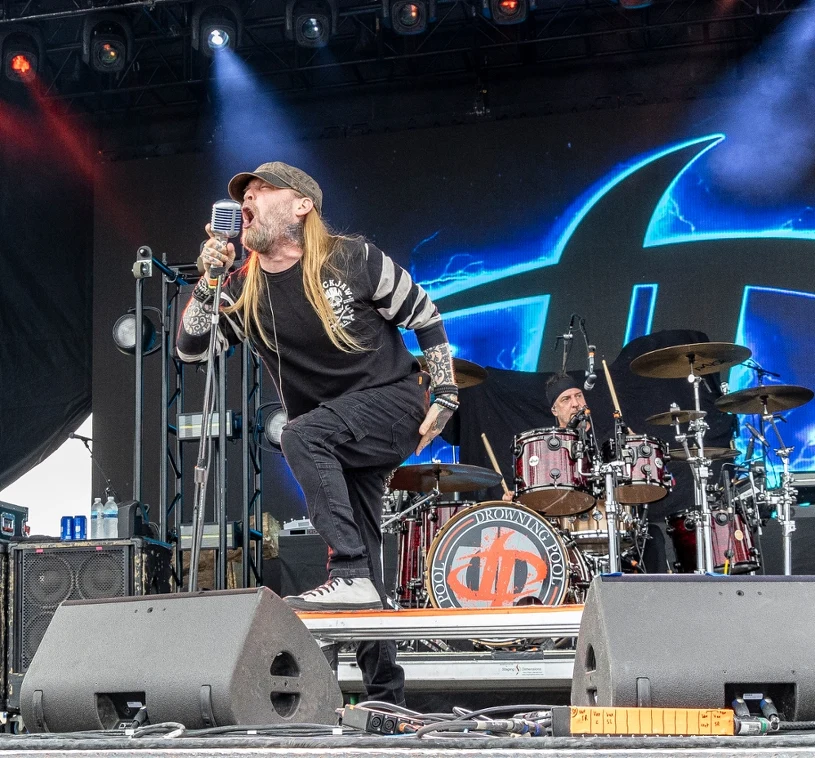 Legenda nu metalu powraca do Polski. "Nie zostawiają jeńców na żywo"