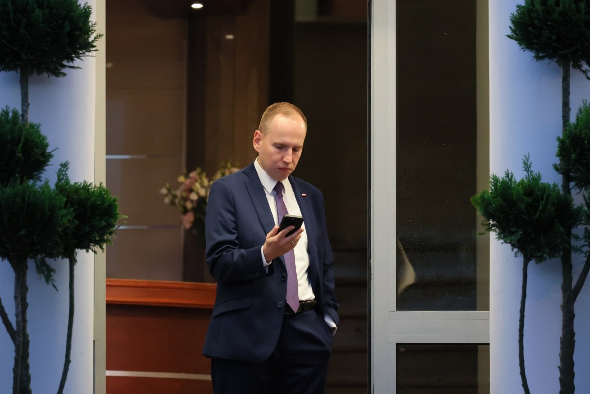 "Akt politycznej zemsty". Andruszkiewicz wezwany do prokuratury