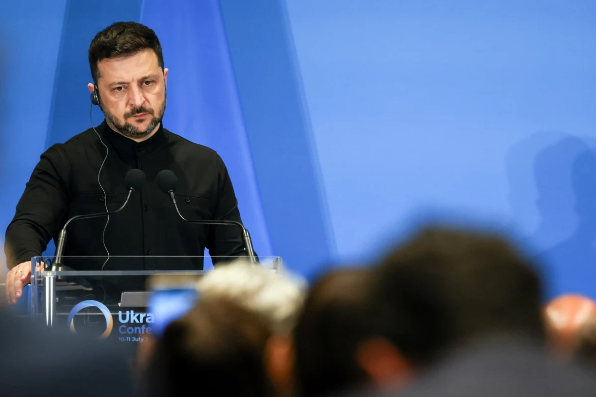 Prezydent Ukrainy Wołodymyr Zełenski ogłosił, że w najbliższym czasie dojdzie do pierwszej w 2026 roku wymiany jeńców wojennych z Rosją. To efekt rozmów prowadzonych w Abu Zabi z udziałem delegacji Ukrainy, USA i Rosji. Negocjacje mają być kontynuowane.