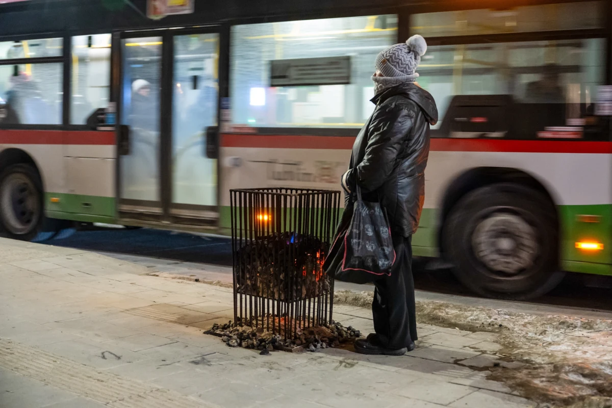Przed nami kolejne tygodnie z zimową aurą – tak wynika z najnowszych prognoz długoterminowych przygotowanych przez ekspertów z Centrum Meteorologicznej Osłony Kraju IMGW-PIB. Jak informuje Piotr Szuster, meteorolog Instytutu, luty upłynie pod znakiem ujemnych anomalii temperatur, a na wiosenne ocieplenie przyjdzie nam poczekać do początku marca.