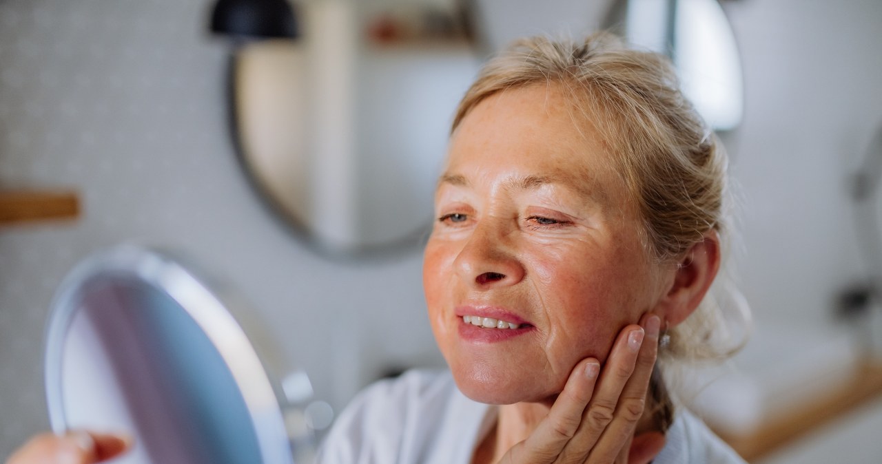 Twoja twarz nagle się zmieniła? To może być sygnał ostrzegawczym od tarczycy