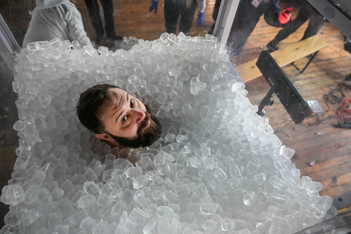 23. Międzynarodowy Zlot Morsów rozpoczyna się w czwartek w Mielnie (woj. zachodniopomorskie). To największa w Polsce i jedna z największych na świecie imprez dla miłośników zimowych kąpieli. Wydarzenie potrwa do niedzieli, a jego kulminacją będzie wspólna kąpiel w Bałtyku, zaplanowana na 8 lutego w południe. W trakcie imprezy zaplanowano m.in. próbę bicia rekordu Guinnessa w najdłuższym przebywaniu w lodzie.