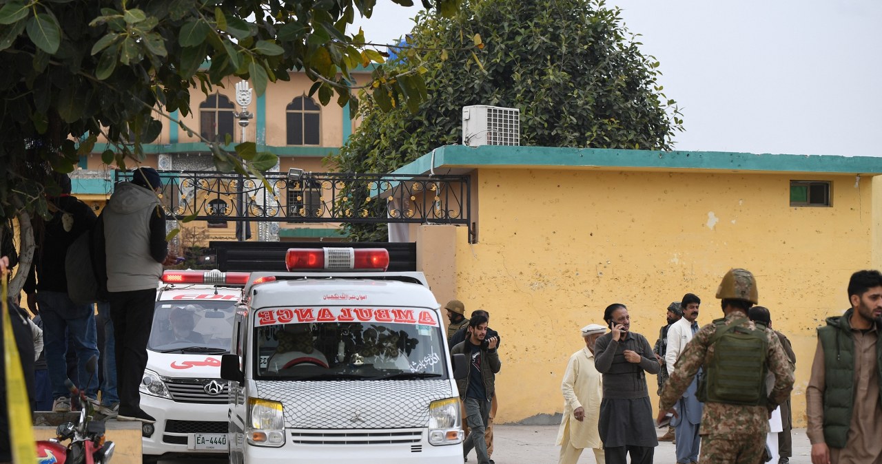 Atak na meczet w Pakistanie. Wiele ofiar, ponad 160 rannych