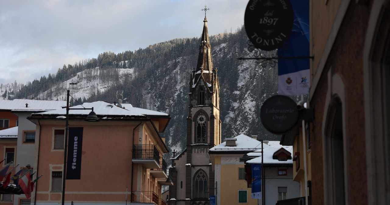 Wioska na terenie wojskowym, najlepsze ekipy zrezygnowały. Polacy komentują