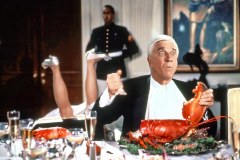 Naga broń 2 1/2: Kto obroni prezydenta?