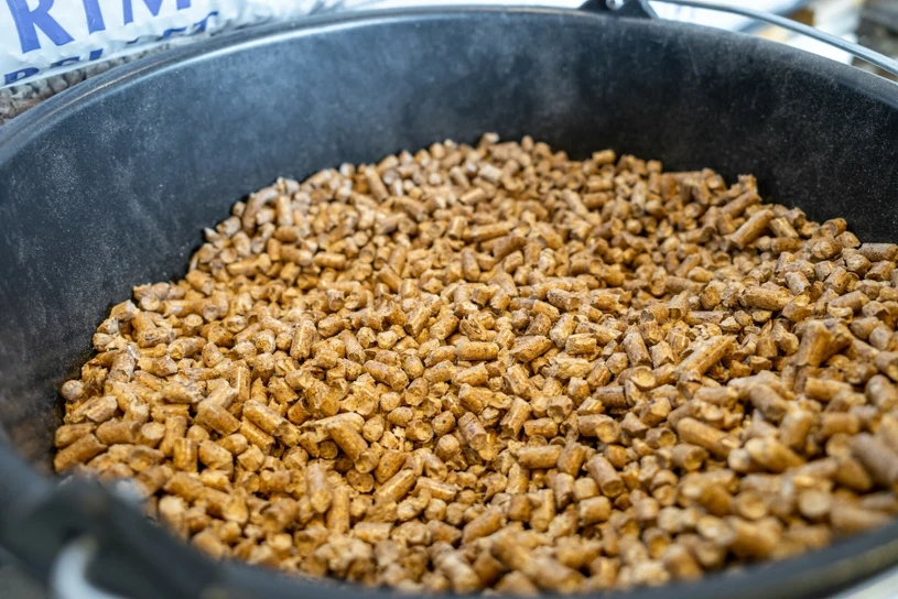 Pellet w Polsce mocno drożeje, ministerstwo tłumaczy. Są trzy główne powody