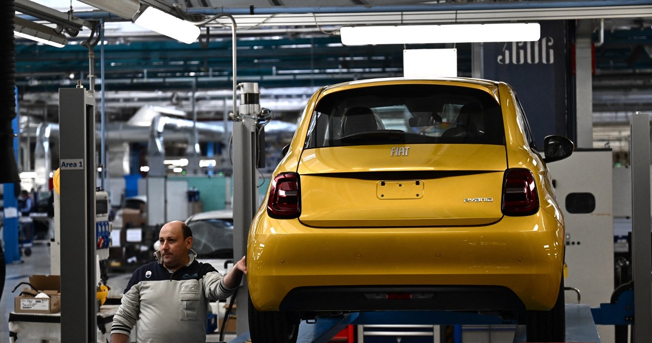 Globalny producent aut w poważnych tarapatach. Kurs akcji runął