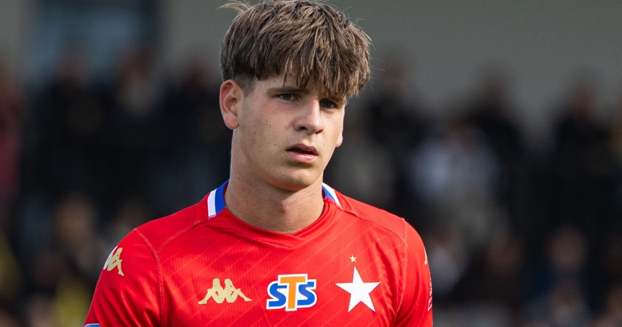 Brutalny atak nastolatka w Krakowie. Arbiter od razu wyrzucił go z murawy