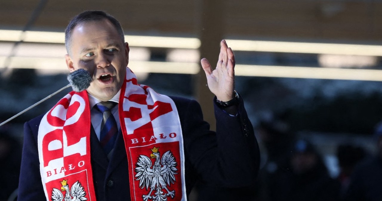 wiadomości,aktualności,Interia Tak Karol Nawrocki bawił się w Mediolanie. Znicz zapłonął, a potem pojawiło się nagranie