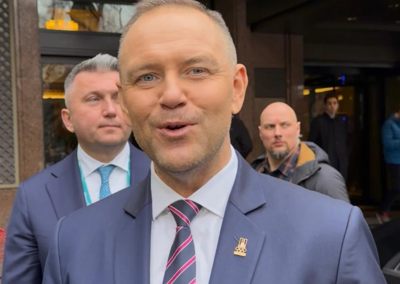 Prezydent Nawrocki wyszedł z hotelu i ogłosił. Pilna wiadomość ws. igrzysk