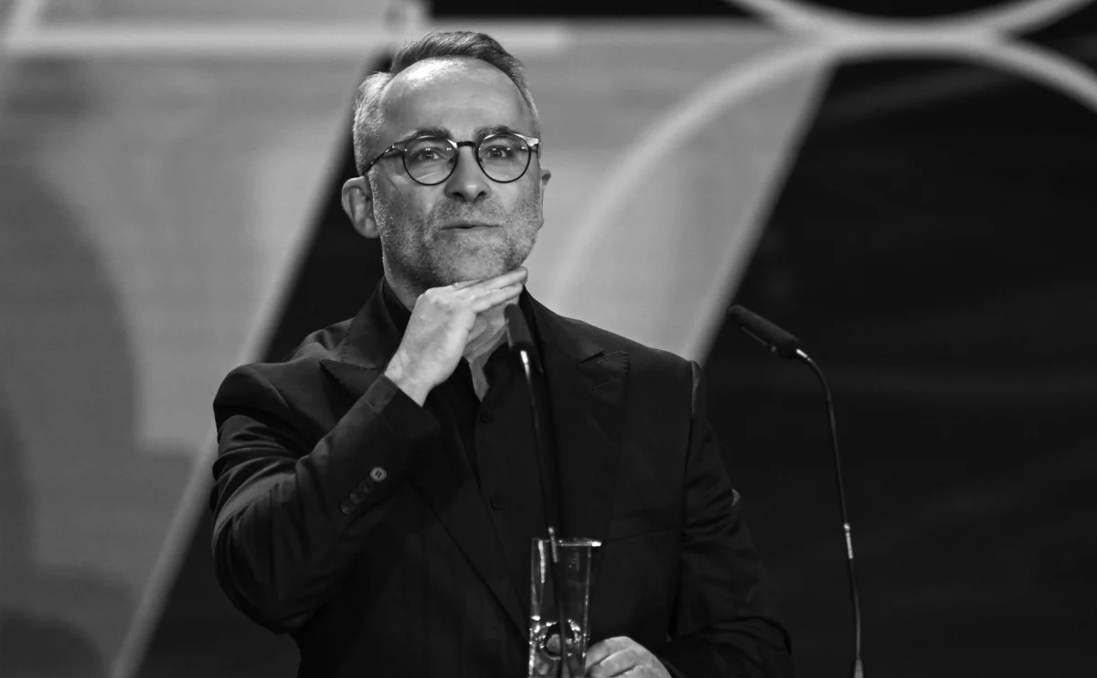 Branża filmowa żegna Piotra Kmiecika - montażystę, który miał w swojej filmografii wiele popularnych filmów i seriali. Zmarł on w wieku 49 lat. 