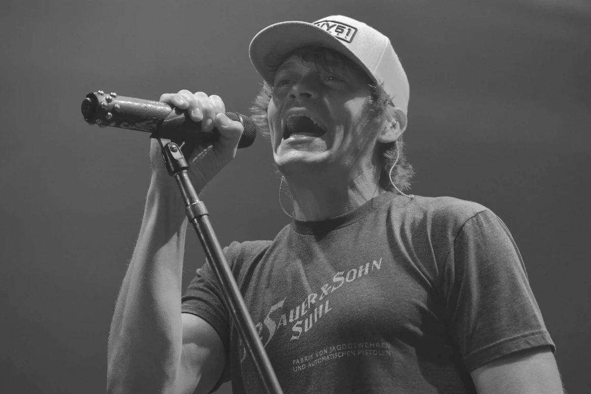 W wieku 47 lat zmarł Brad Arnold - założyciel i wokalista amerykańskiego zespołu rockowego 3 Doors Down. Artysta zmagał się z chorobą nowotworową. 