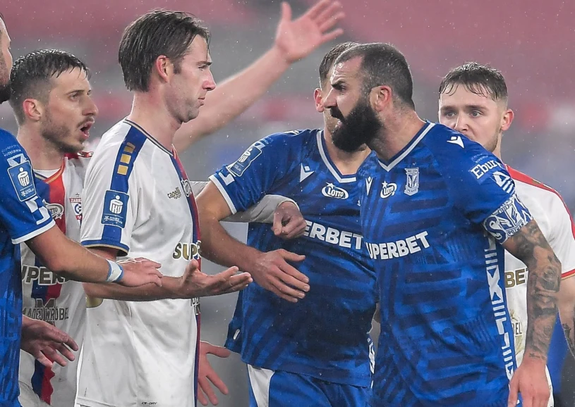 Napięcie w meczu Górnika z Lechem. Jeden gol zadecydował. Wielkie przełamanie