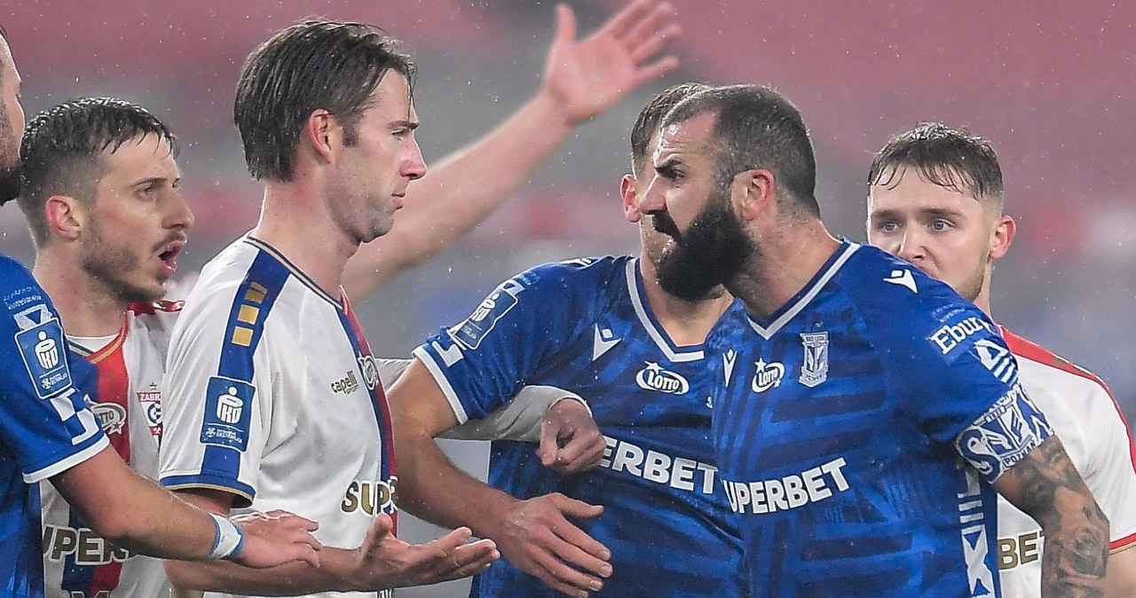 Napięcie w meczu Górnika z Lechem. Jeden gol zadecydował. Wielkie przełamanie