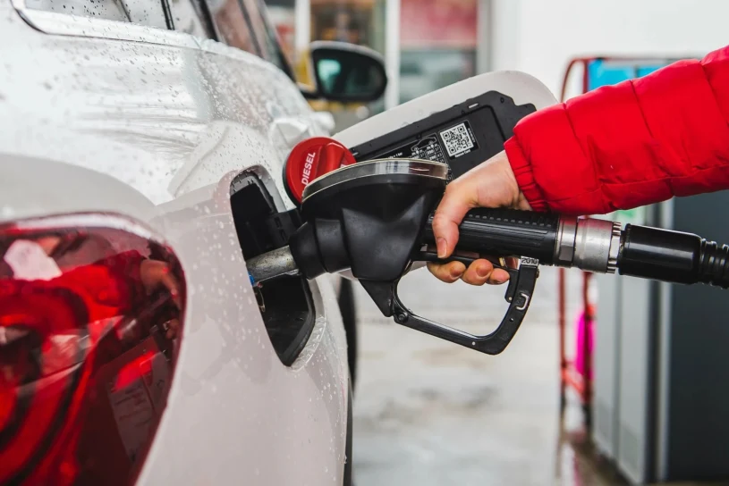 Paliwo znów drożeje. Benzyna i diesel coraz bliżej 6 zł za litr