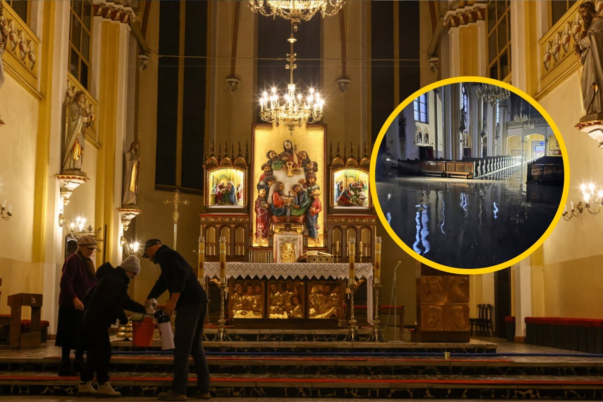 "Otwieram drzwi na chór, a tam rzeka". Ogromne straty po awarii w mysłowickim kościele
