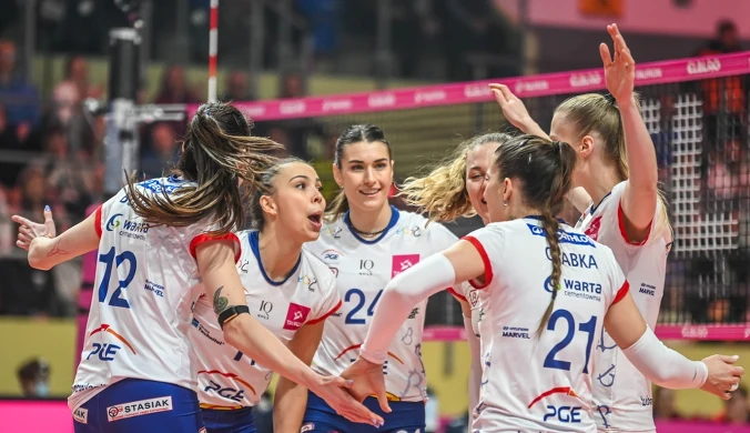 Siatkarski nokaut w finale. Trzeci taki triumf siatkarek w historii