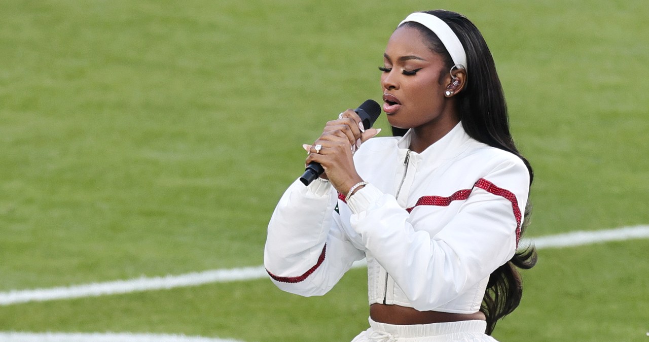 Polityczny manifest i hołd dla legendy. Oto wszystkie występy na Super Bowl