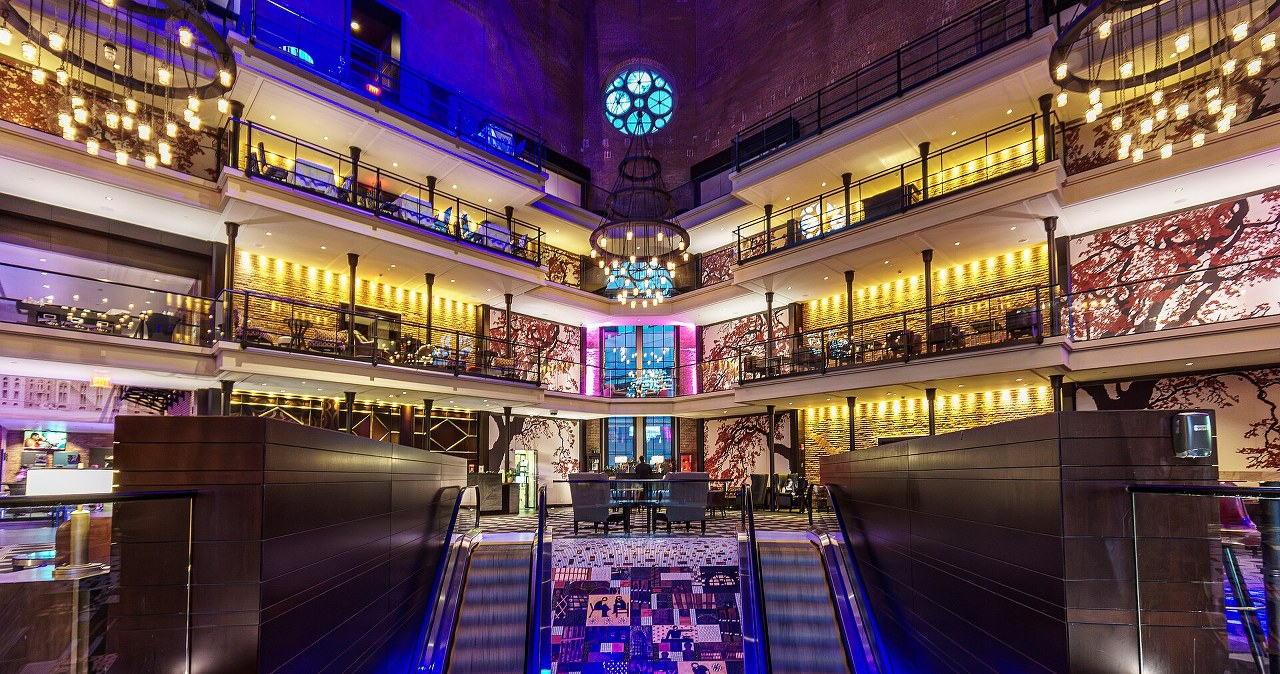 Więzienne cele z pięcioma gwiazdkami. Nocleg tutaj to prawdziwy hit