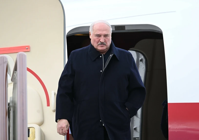 Łukaszenka robi Polskę w balona. "Testuje i zarabia"