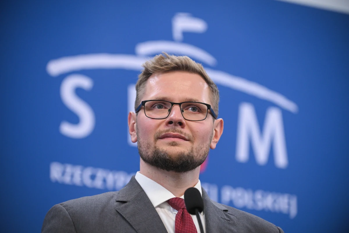 Do Sejmu przekazany został wniosek o uchylenie immunitetu posła PiS Michała Wosia. Śledztwo dotyczy zasadności, legalności i gospodarności działań w związku z zarządzaniem Służbą Więzienną w czasach rządów PiS, gdy Woś pełnił funkcję wiceszefa MS - poinformowała rzeczniczka Prokuratora Generelnego Anna Adamiak.
