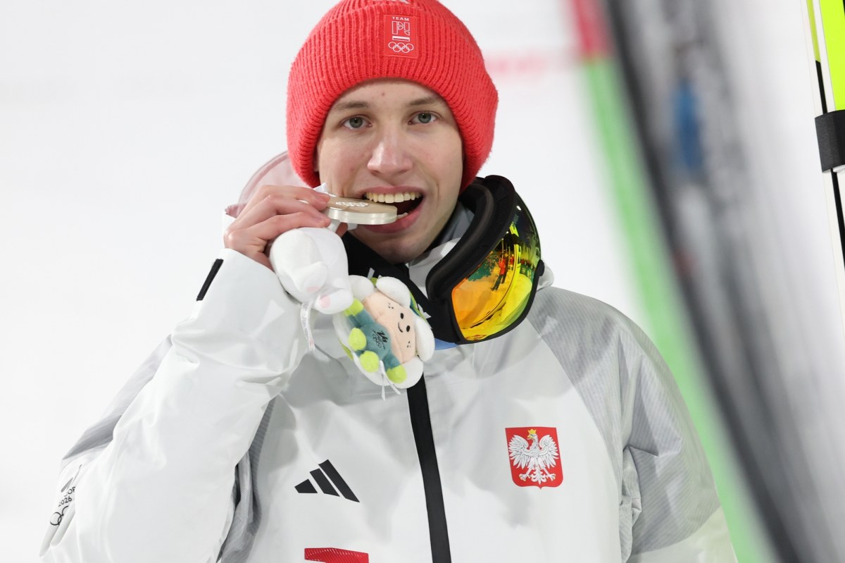 Problemy z medalami nie ominęły Tomasiaka. Srebrny krążek uszkodzony