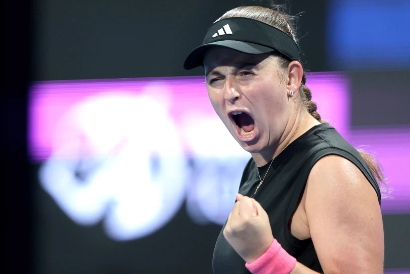 Świątek gromi, ale co zrobiła Ostapenko? 1. raz od finału z Sabalenką